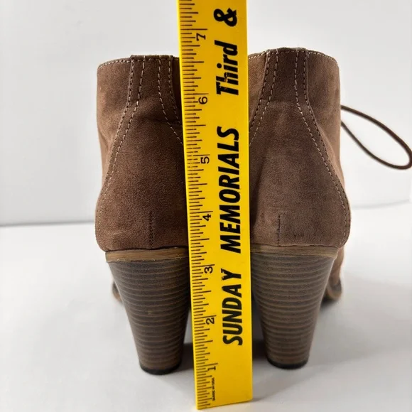Mia Boots Size 8 M Sean Ankle Bootie Brown Lace Up Round Toe Cone Heels Vegan - Picture 12 of 15